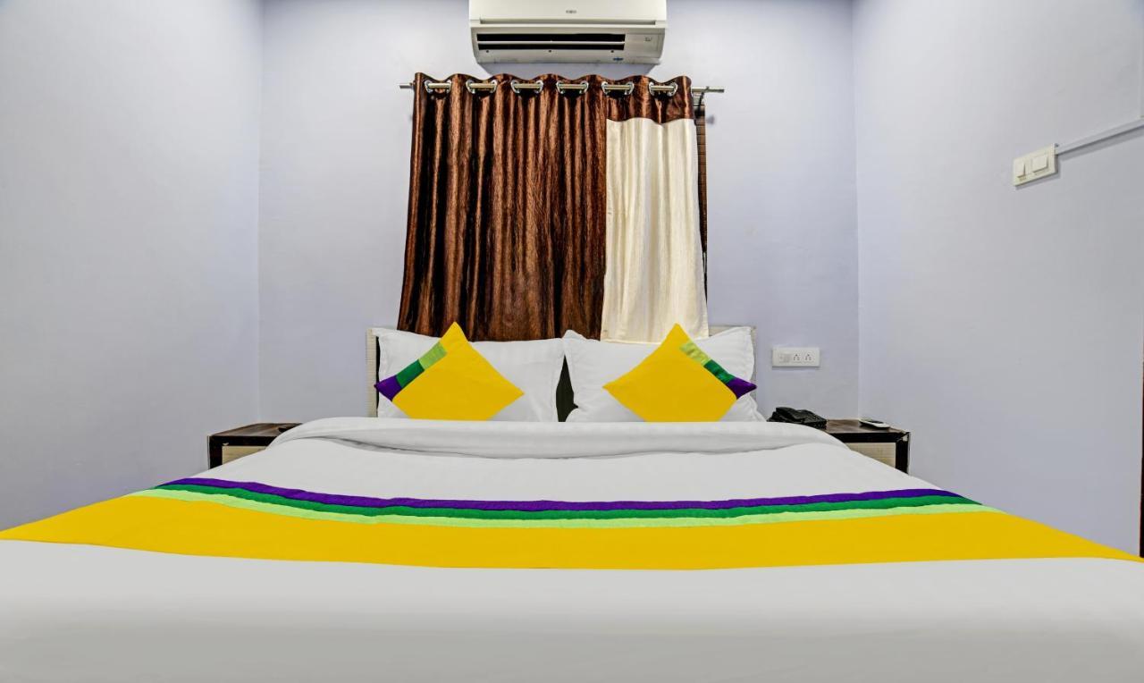 Itsy By Treebo - Utsav Inn อินดอร์ ภายนอก รูปภาพ